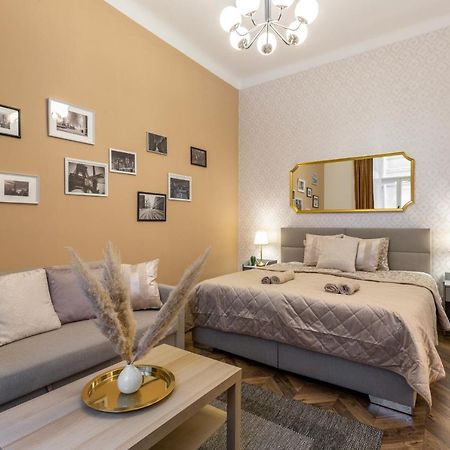 Central Quentin Home With Sauna Next To The New York Cafe Budapeste Exterior foto